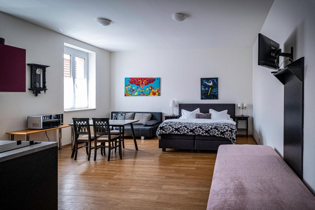 Apartmány Gulliver Mikulov Esterno foto