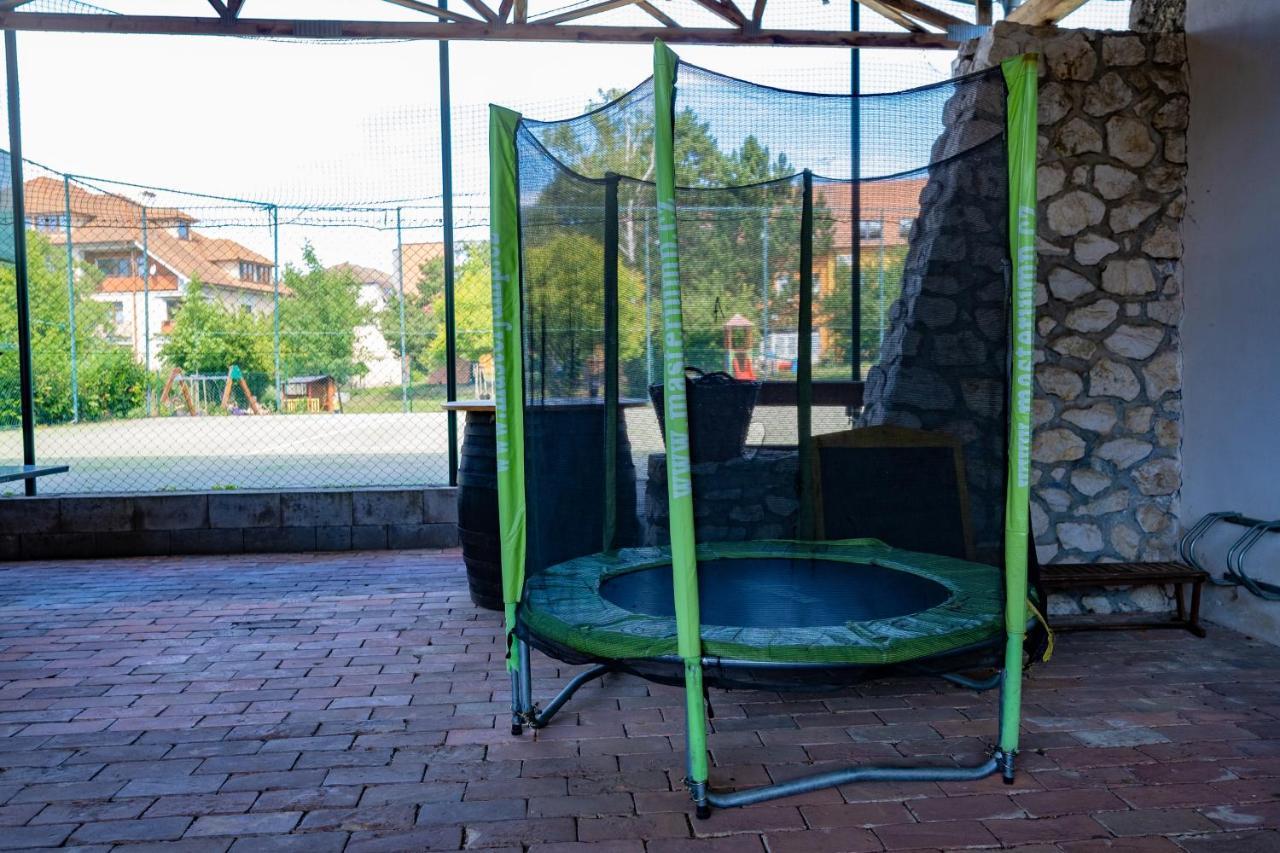 Apartmány Gulliver Mikulov Esterno foto