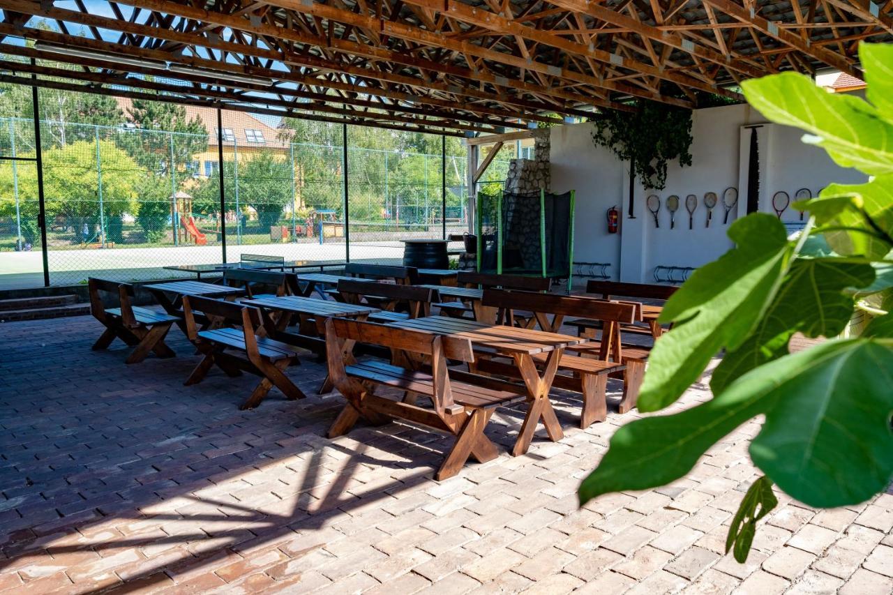 Apartmány Gulliver Mikulov Esterno foto