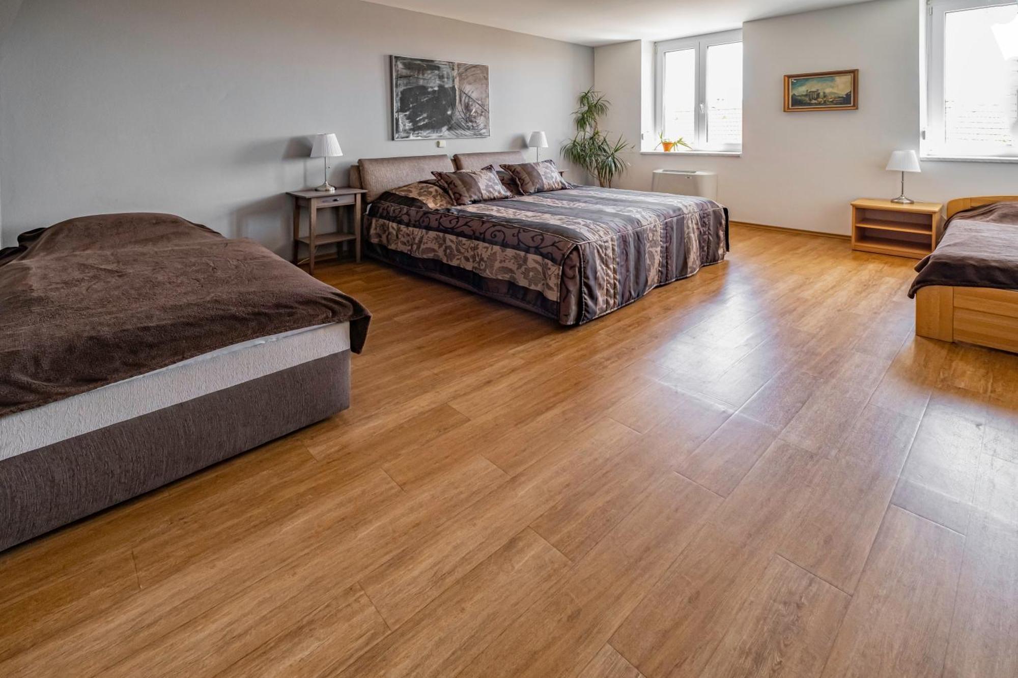 Apartmány Gulliver Mikulov Esterno foto