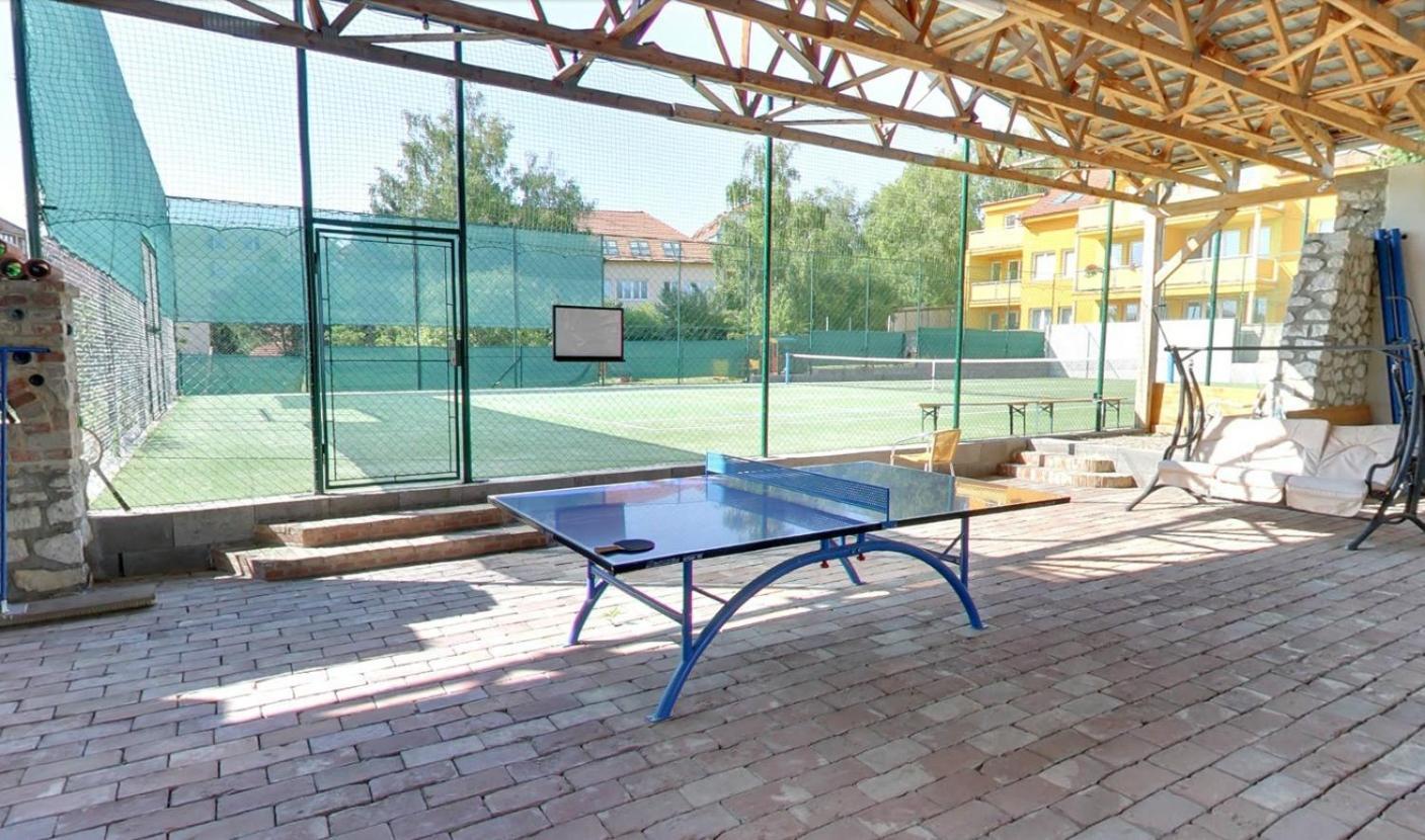 Apartmány Gulliver Mikulov Esterno foto