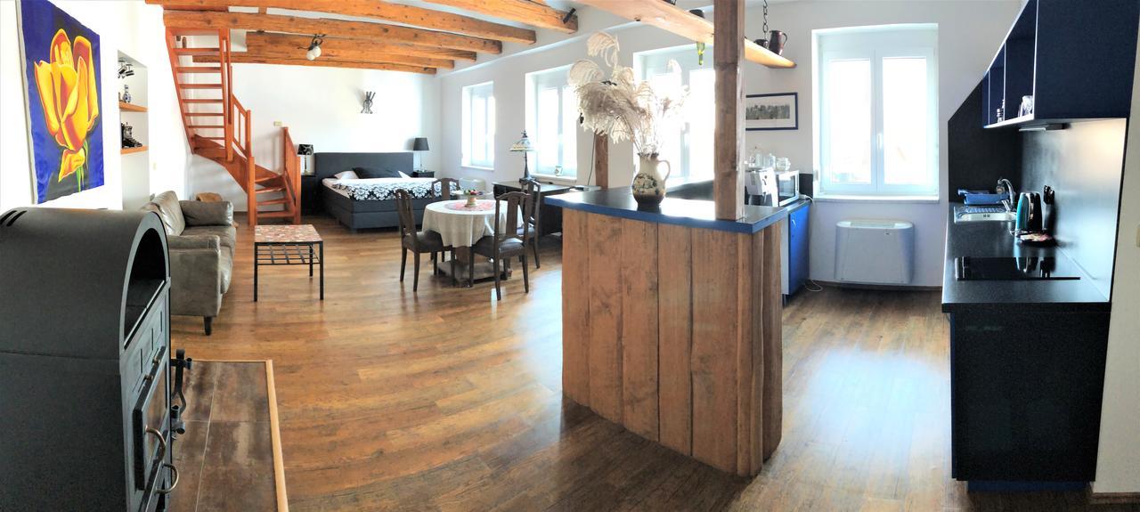 Apartmány Gulliver Mikulov Esterno foto